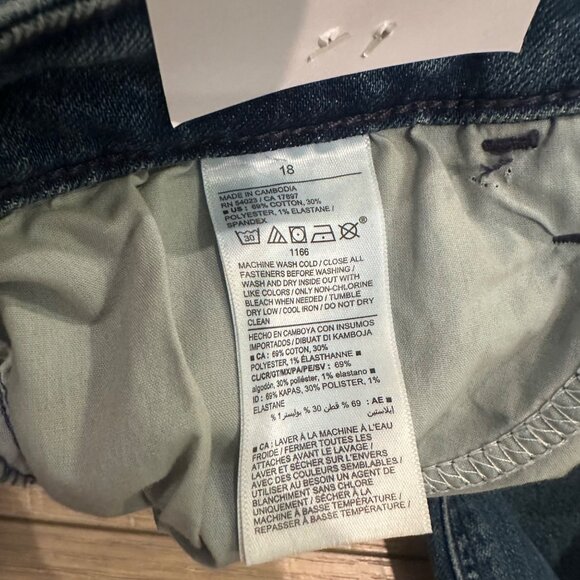 OLD NAVY WOMENS MID RISE BOOTCUT JEANSE SIZE 18 NEW - Picture 9 of 11